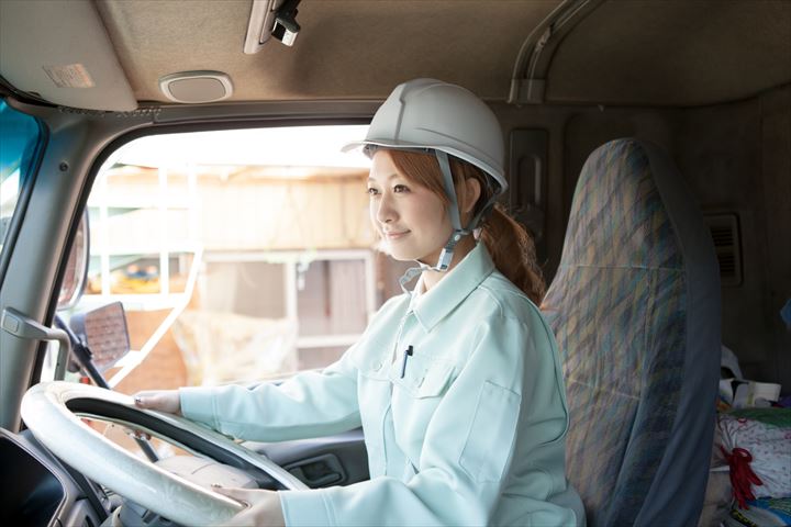 《下都賀郡壬生町》週払いOK・大型車での倉庫等への玩具類の配送ドライバー！（高時給・土日休み）