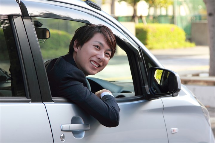 《前橋市》週払いOK・普通車での病院やクリニックへの検体の集配ドライバー！（Web面接OK・高時給）