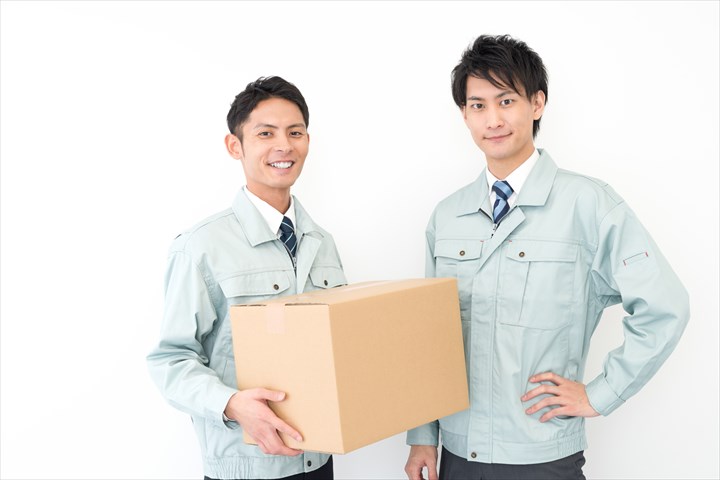 《西尾市》週払いOK・4ｔウイング車での自動車部品のセンター間配送ドライバー！（土日祝休み・高収入）