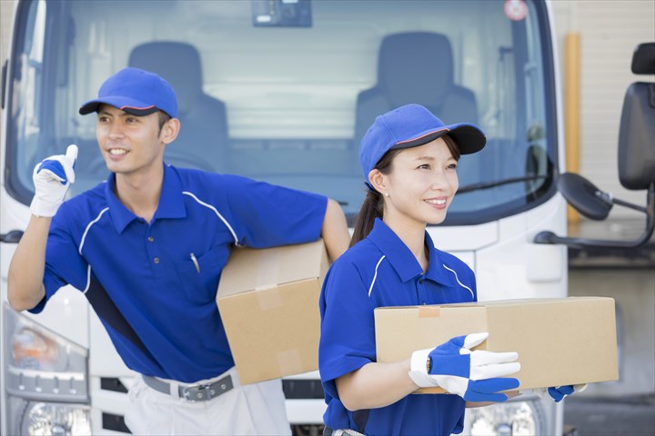 《猿島郡五霞町》週払いOK・4ｔ車での冷凍食品の店舗配送ドライバー！（Web面接OK・週休2日）