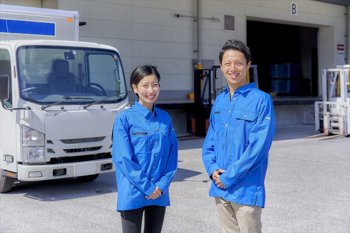 《伊丹市》週払いOK・3ｔ車でのスーパーへの冷蔵、冷凍食品の配送ドライバー！（固定ルート・件数少なめ）