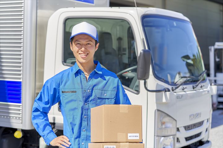 《松戸市》週払いOK・3ｔ～4ｔ車での店舗やセンターへの冷凍商品の配送ドライバー！（Web面接OK・高収入）