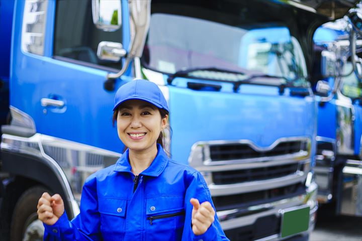 《世田谷区》週払いOK・2ｔ～4ｔ増トン車での車両の陸送ドライバー！（Web面接OK・シニア活躍中）