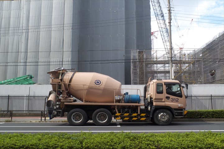 《中津川市》週払いOK・大型車での生コンの運搬ドライバー！（高時給・日勤）