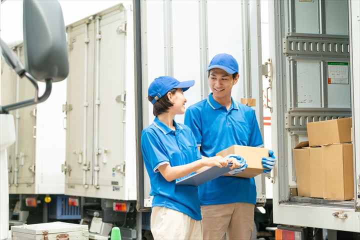 《船橋市》週払いOK・3ｔ車でのコンビニへのチルド品配送ドライバー！（ルート配送・高収入）