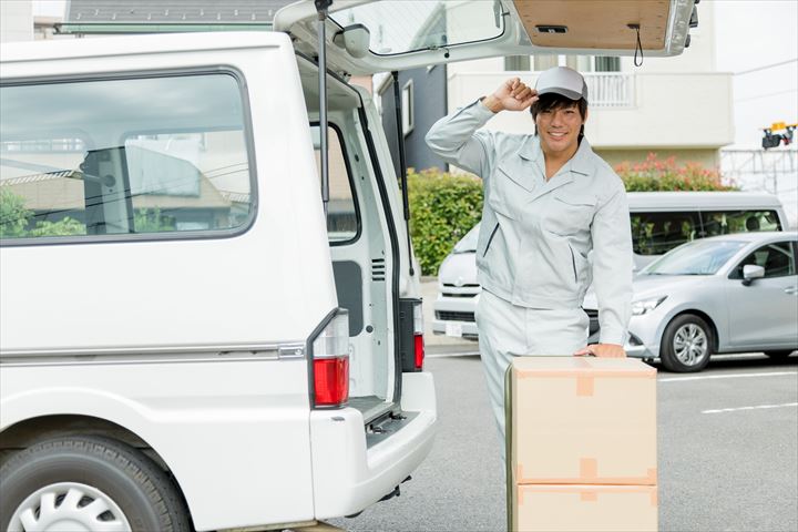 《江戸川区》週払いOK・普通車での青果物の飲食店への配送ドライバー！（AT限定OK・シニアも活躍）