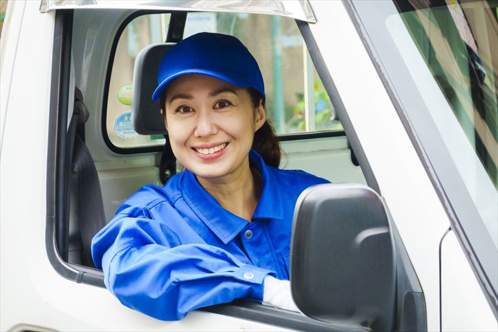 《姫路市》週払いOK・1BOX～2ｔ車でのタイヤの配送ドライバー！（曜日固定休み・高時給）