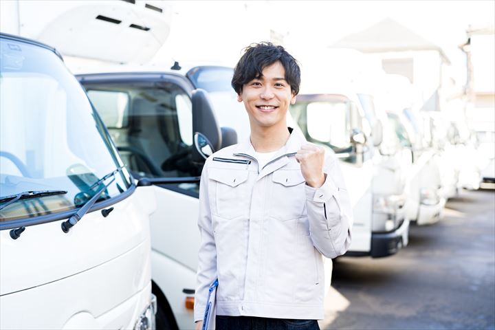 《安城市》週払いOK・2ｔ車での企業向け一般貨物の集配ドライバー！（日勤・日曜休み）