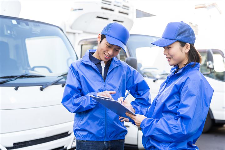 《姫路市》週払いOK・大型車での冷凍冷蔵食品のセンター間配送ドライバー！（高時給・週休2日）