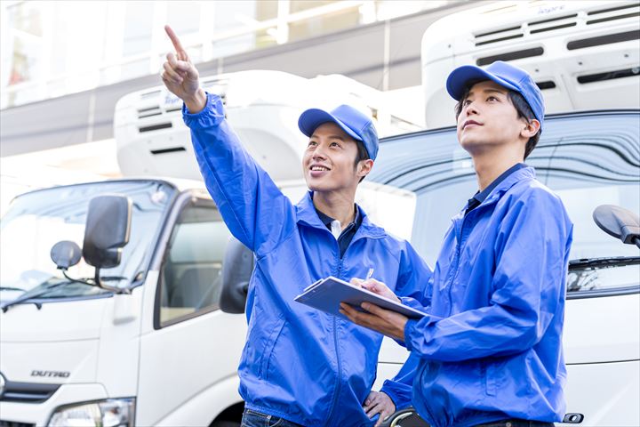 《高崎市》週払いOK・2ｔ車でのパンの店舗配送ドライバー！（Web面接OK・週休2日）