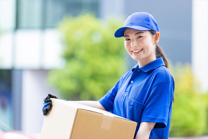 《神栖市》週払いOK・2ｔ車での企業向け一般貨物の集配ドライバー！（Web面接OK・高時給）