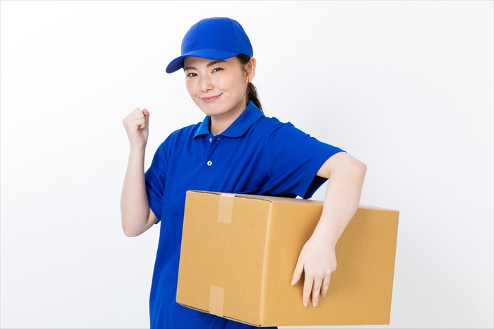 《守口市》週払いOK・4ｔ車での常温品配送ドライバー！（Wワーク歓迎・期間限定就業開始～2ヶ月間）