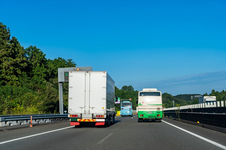 《岡山市南区》週払いOK・自販機へのベンディング助手スタッフ！（日勤・2023年9月30日までの短期）