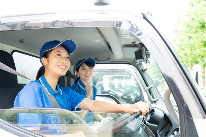 《北葛飾郡杉戸町》週払いOK・4ｔ車での中華まんのセンター間配送ドライバー！（高時給・期間限定2021年1月末迄）