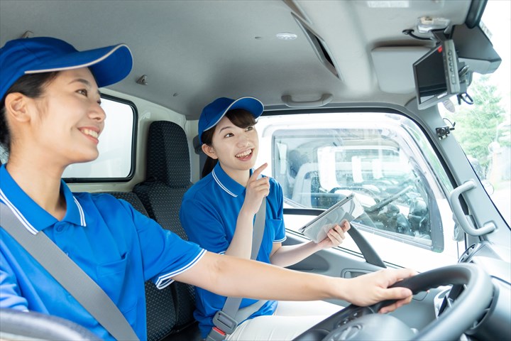 《杉並区》週払いOK・自動販売機へのベンディング助手スタッフ！（未経験歓迎・高時給）