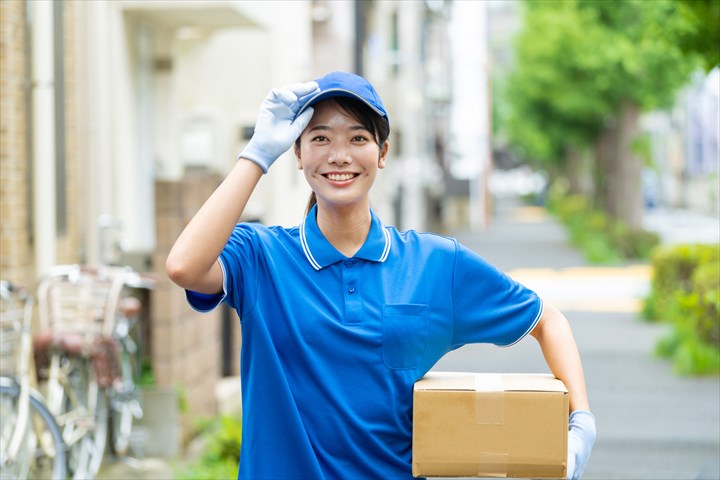 《茨木市》週払いOK・ハイエースでのスーパーへのドーナツ配送ドライバー！（AT限定・Wワーク歓迎）