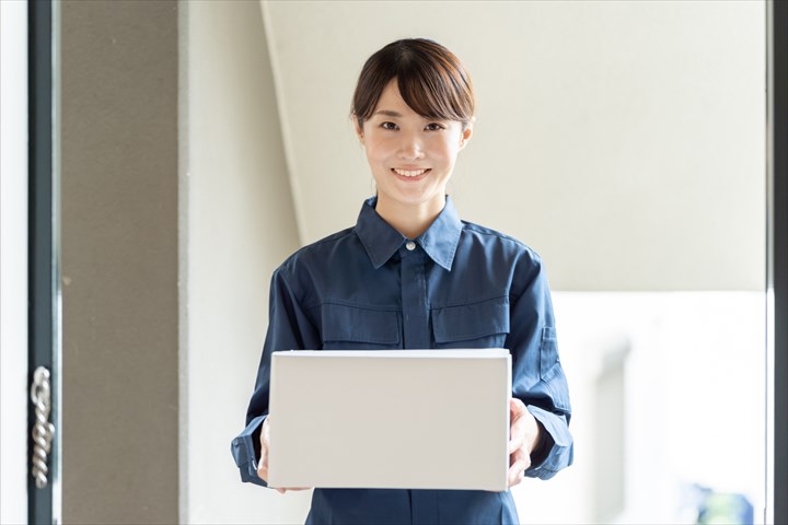 《泉北郡忠岡町》週払いOK・1BOX車でのリネン品集配ドライバー！（Web面接OK・AT限定OK）