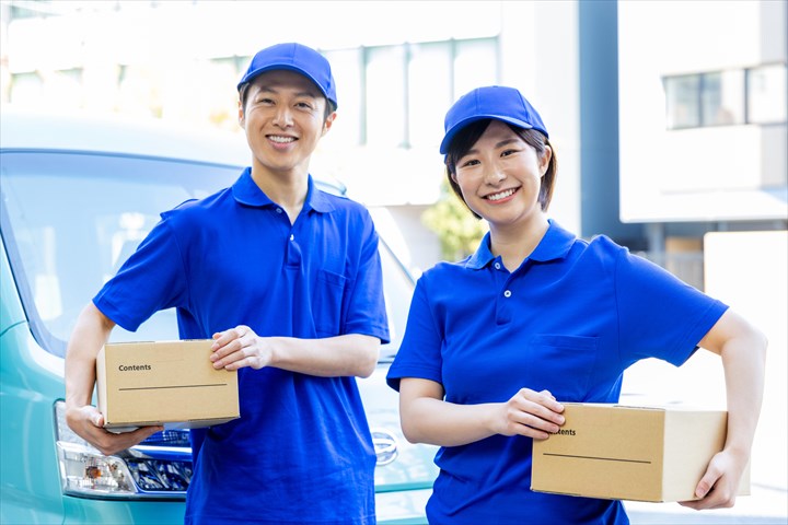 《伊丹市》週払いOK・1.5ｔ車での金属加工品の配送ドライバー！（土日祝休み・未経験歓迎）