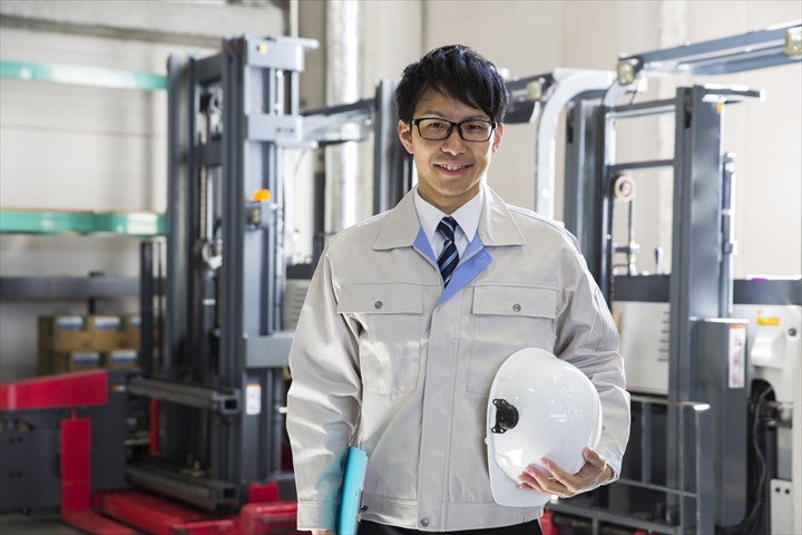 《西宮市》週払いOK・リーチフォークでの日用品の入出庫作業スタッフ！（2023年1月15日までの短期・週3日～相談可）