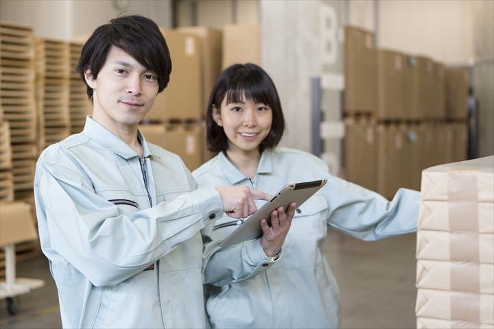 《堺市中区》週払いOK・工場内での家電の組み立てや検査対応スタッフ！（未経験OK・土日祝休み）