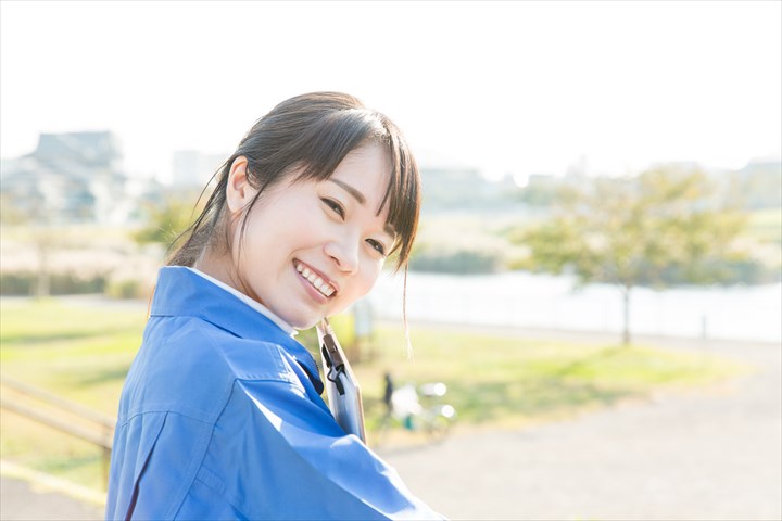 《八潮市》週払いOK・市場内での青果のピッキング・仕分け作業スタッフ！（高収入・夜勤）