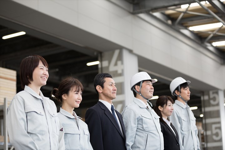 《千葉市中央区》週払いOK・倉庫内での資源物の仕分け作業スタッフ！（未経験歓迎・今年9/30迄の短期）