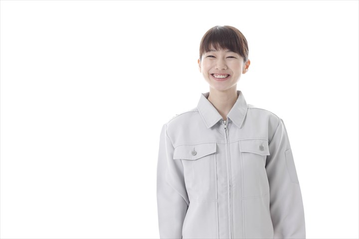 《狭山市》週払いOK・倉庫内での3温帯食品のピッキングや格納作業スタッフ！（Web面接OK・高時給）