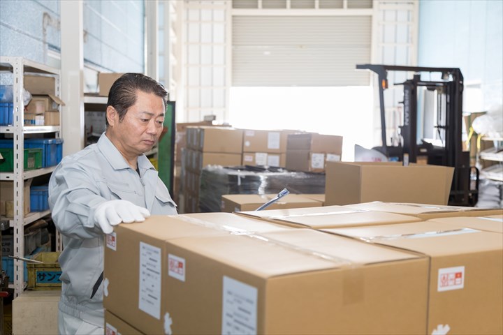 《あま市》週払いOK・物流倉庫内での仕分けや積込み作業スタッフ！（未経験OK・土日祝休み）