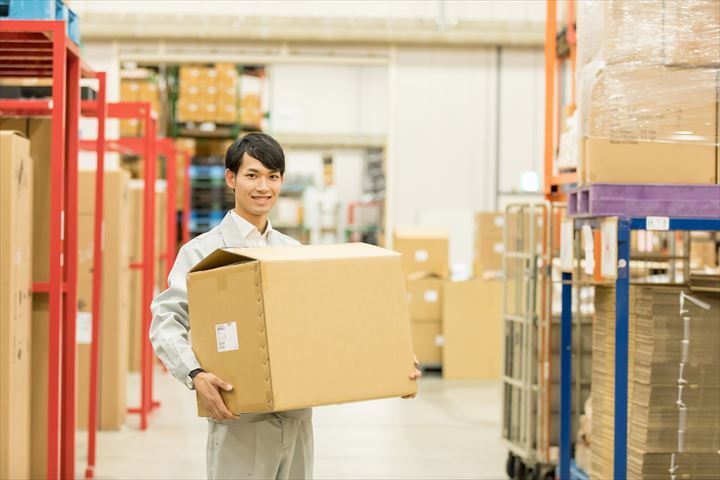 《近江八幡市》週払いOK・倉庫内での一般貨物の仕分け作業スタッフ！（Web面接OK・土日祝休み）