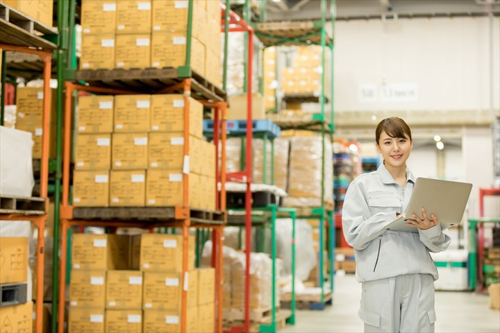 《千葉市稲毛区》週払いOK・倉庫内でのコンビニ向け商品のピッキング作業スタッフ！（Web面接OK・未経験OK）