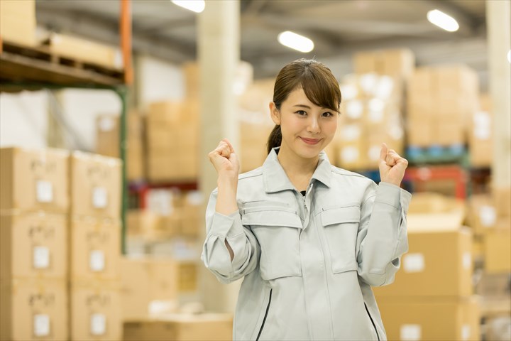 《愛甲郡愛川町》週払いOK・倉庫内でのパン製品の仕分け作業スタッフ！（未経験歓迎・短時間15:00～21:00）