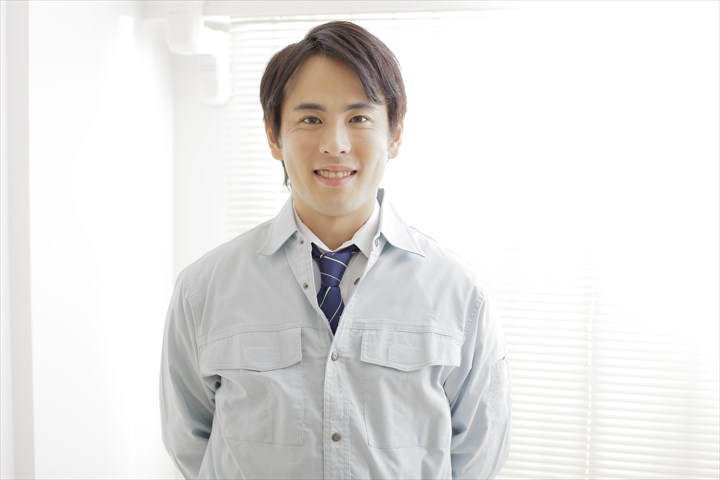 《久留米市》週払いOK・倉庫内での飲料の積込み作業スタッフ！（シニア活躍中・週休2日）