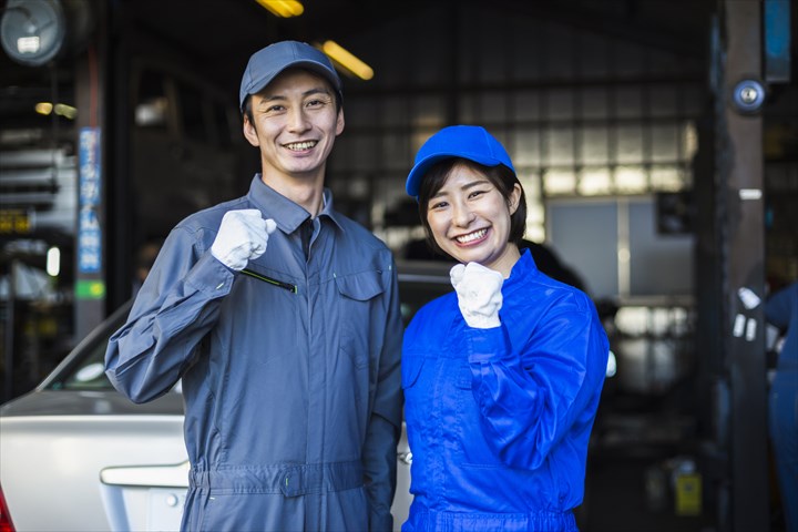 《和歌山市》週払いOK・ディーラーでの車両の整備作業スタッフ！（Web面接OK・超高時給）