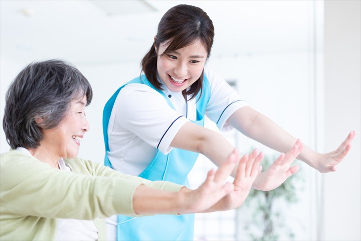 《さいたま市北区》週払いOK・デイサービス利用者の介護スタッフ！（未経験歓迎・資格不要）