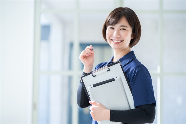 《中央区》週払いOK・特別養護老人ホームでの介護兼送迎スタッフ！（Web面接OK・高時給）