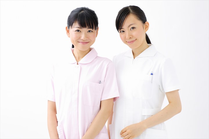 《相模原市緑区》週払いOK・病院内での看護助手スタッフ！（無資格OK・週休2日）