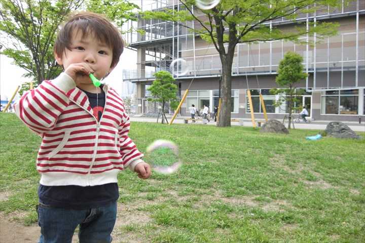 《豊中市》週払いOK・普通車での児童の送迎ドライバー！（シニア活躍中・2ヶ月程の短期）